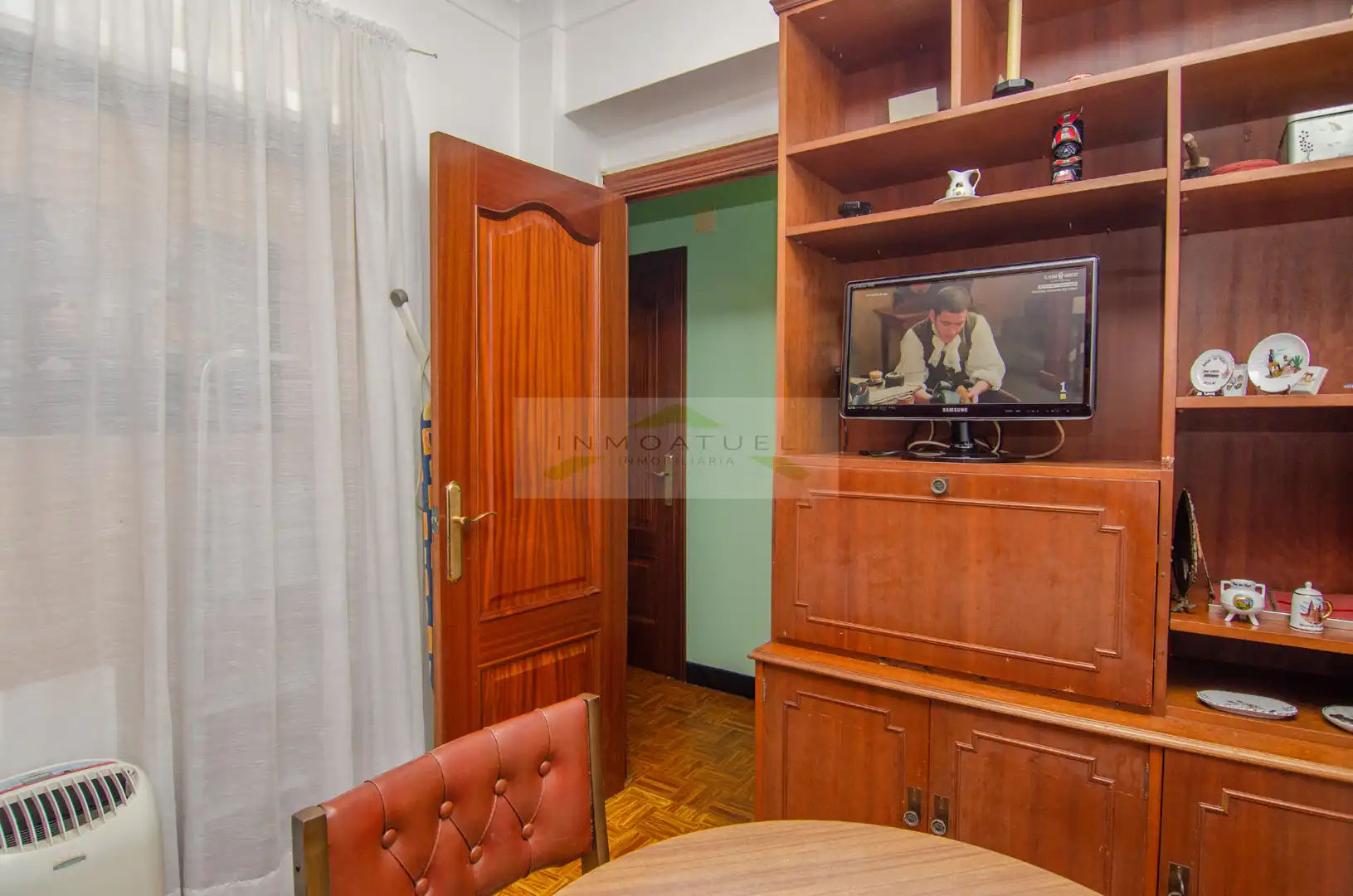 Sala d'estar de Pis en venda en A Coruña Capital  amb Moblat, Forn i Rentadora