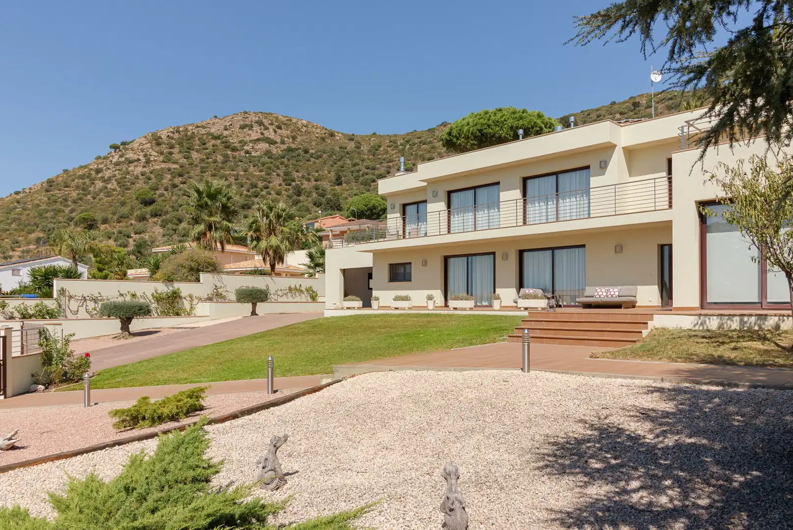 Vista exterior de Casa o chalet en venta en Pau con Aire acondicionado, Calefacción y Jardín privado