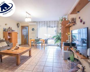 Living room of House or chalet for sale in Sabadell  with Air Conditioner, Heating and Terrace