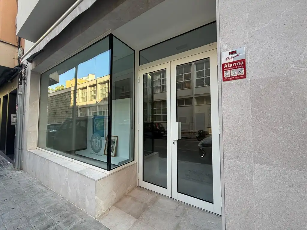 Vista exterior de Local de lloguer en  Palma de Mallorca