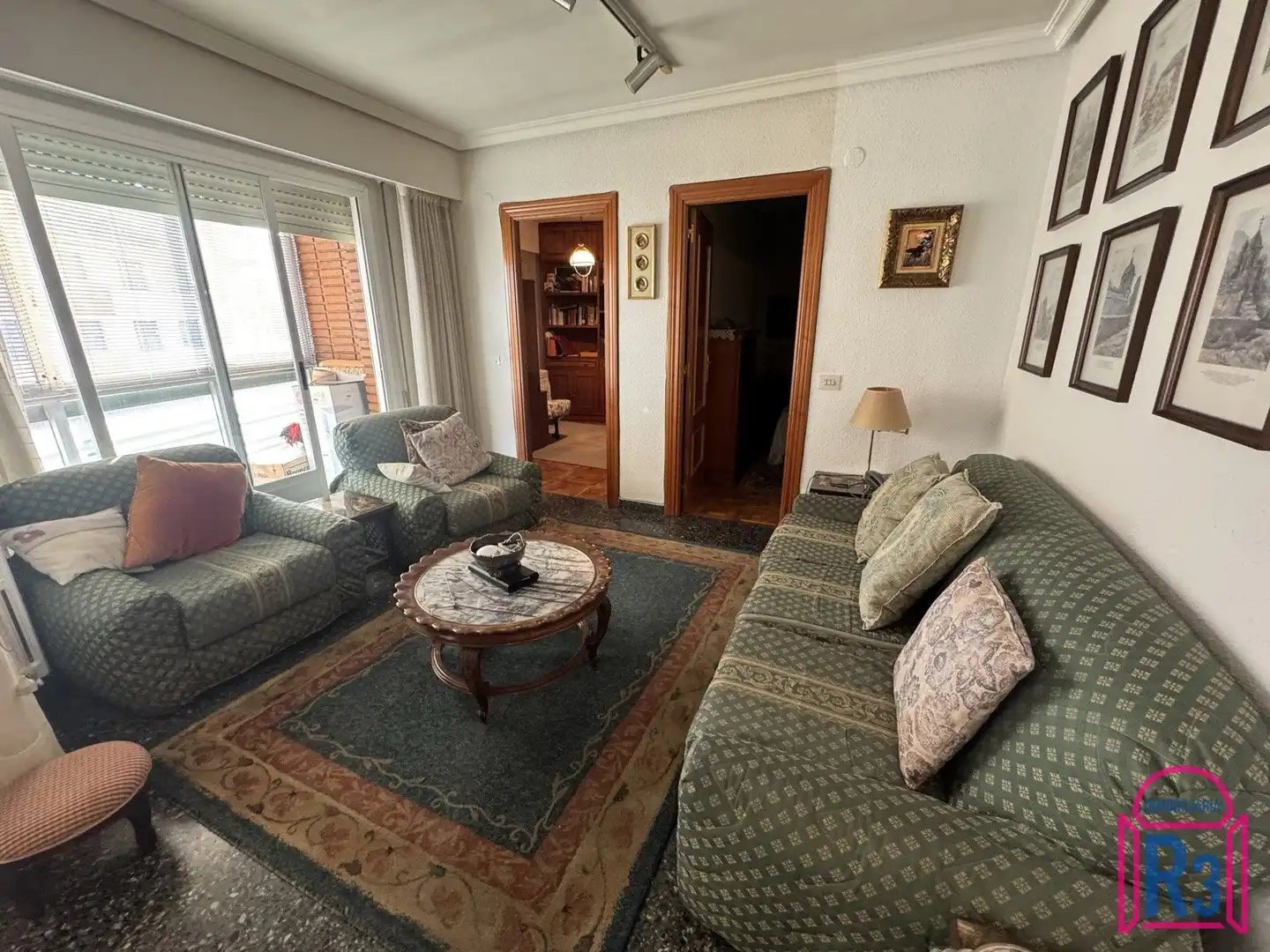 Sala d'estar de Pis en venda en León Capital  amb Calefacció i Terrassa