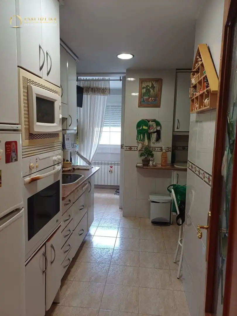 Kitchen of Flat for sale in Fuenlabrada  with Air Conditioner and Heating