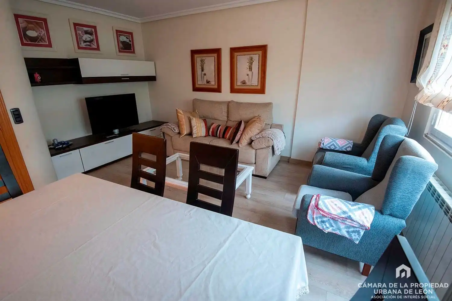 Flat with lift to rent in Antonio Gamoneda, imagen 2