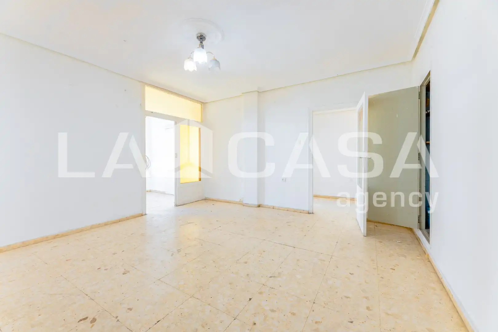 Flat for sale in Valencia