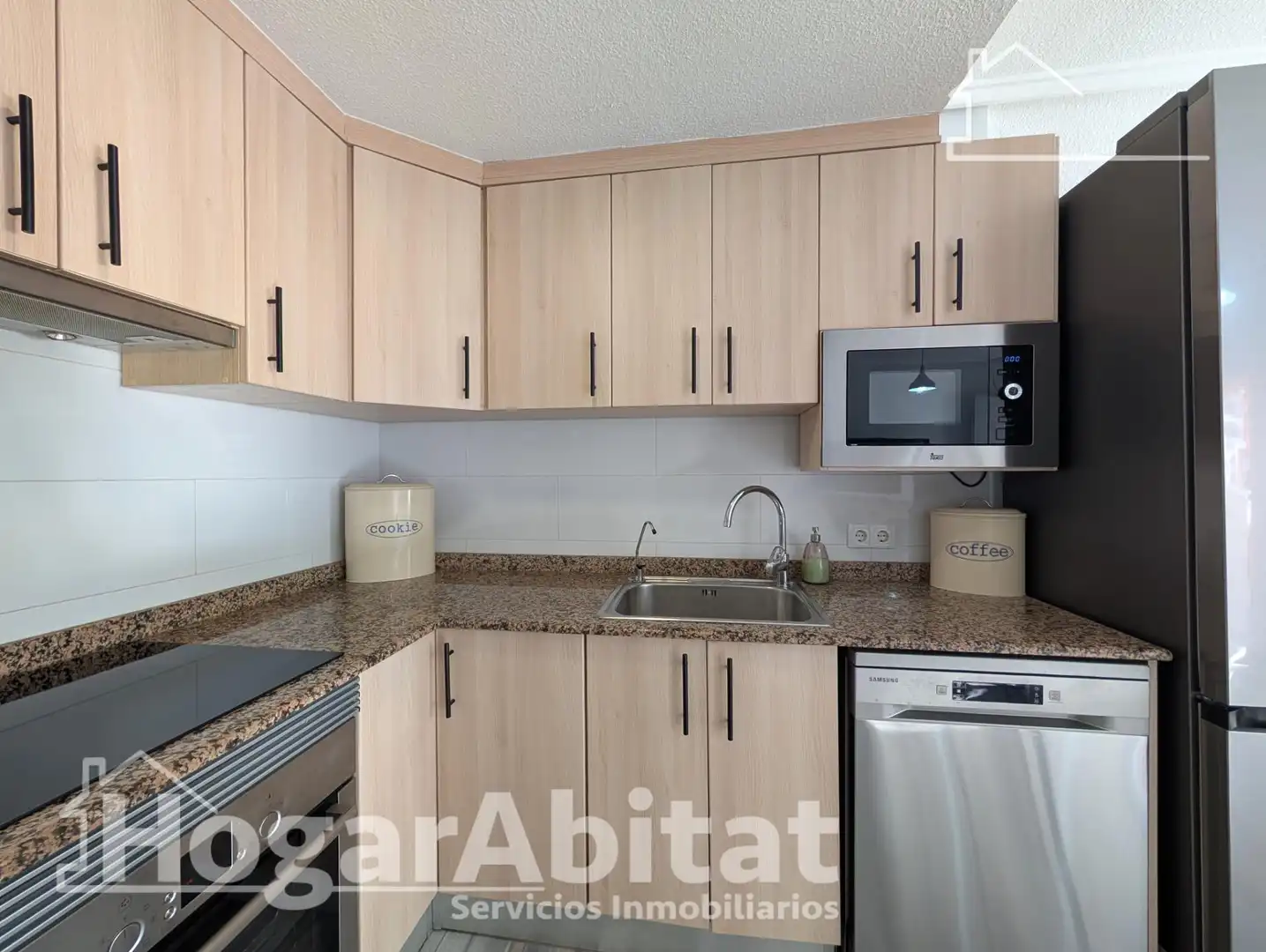Cocina de Casa adosada en venta en Santa Pola con Aire acondicionado, Calefacción y Terraza
