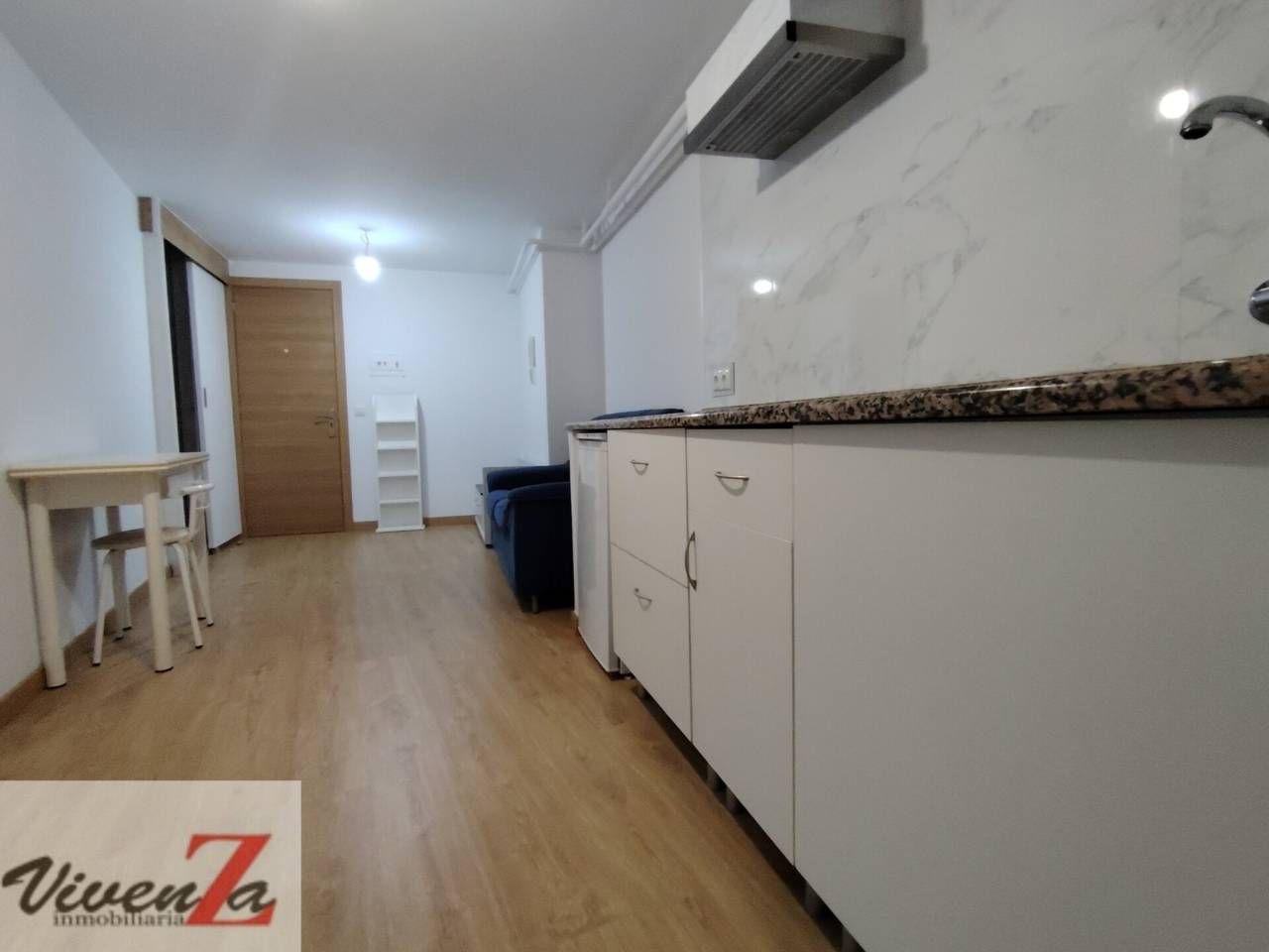 Kitchen of Flat for sale in Zamora Capital   with Furnished
