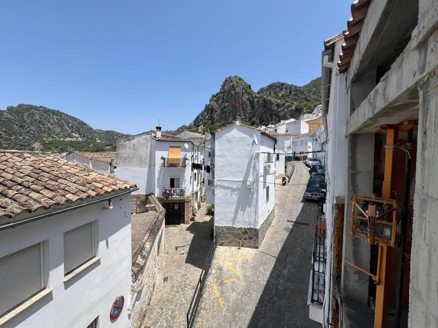 Vista exterior de Casa o xalet en venda en Ubrique amb Traster i Balcó