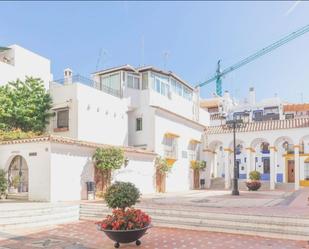 Exterior view of Single-family semi-detached to rent in Marbella  with Air Conditioner, Parquet flooring and Terrace