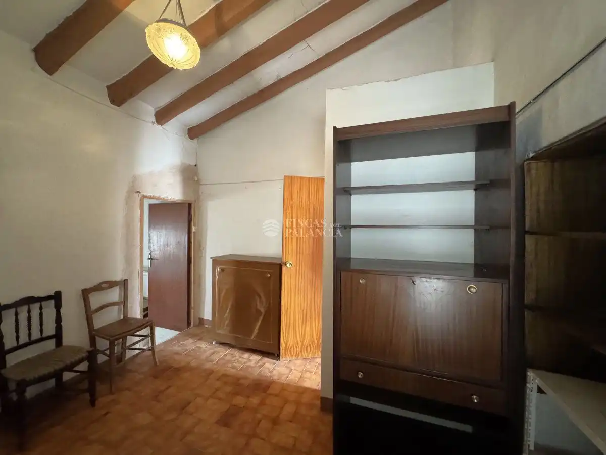 Sala de estar de Casa o chalet en venta en Soneja con Terraza, Trastero y Balcón