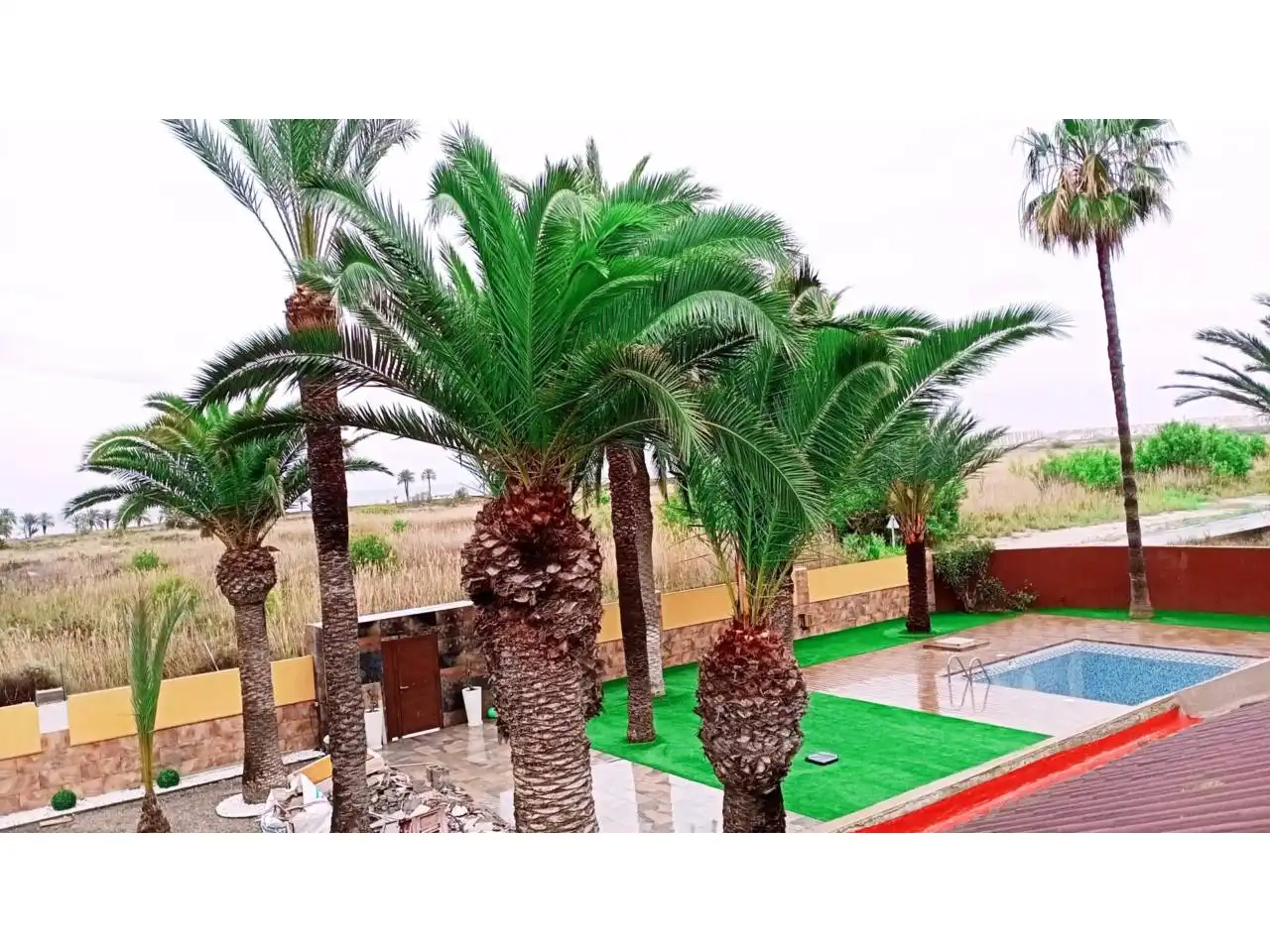 Exterior view of Houses for sale in Roquetas de Mar  with Air Conditioner, Heating and Private garden