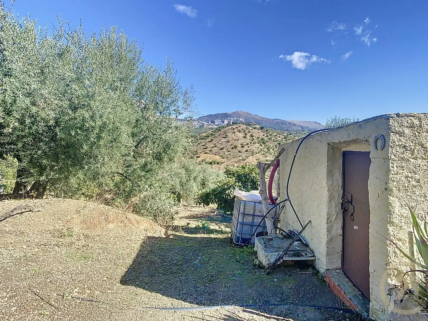Vista exterior de Casa o chalet en venta en Riogordo con Amueblado y Lavadora