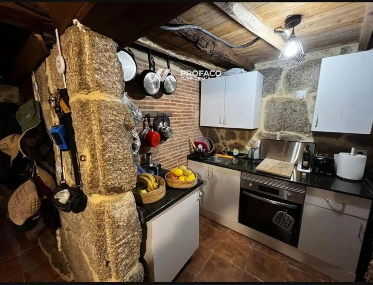 Cocina de Casa o chalet en venta en Carballeda de Avia con Calefacción y Trastero