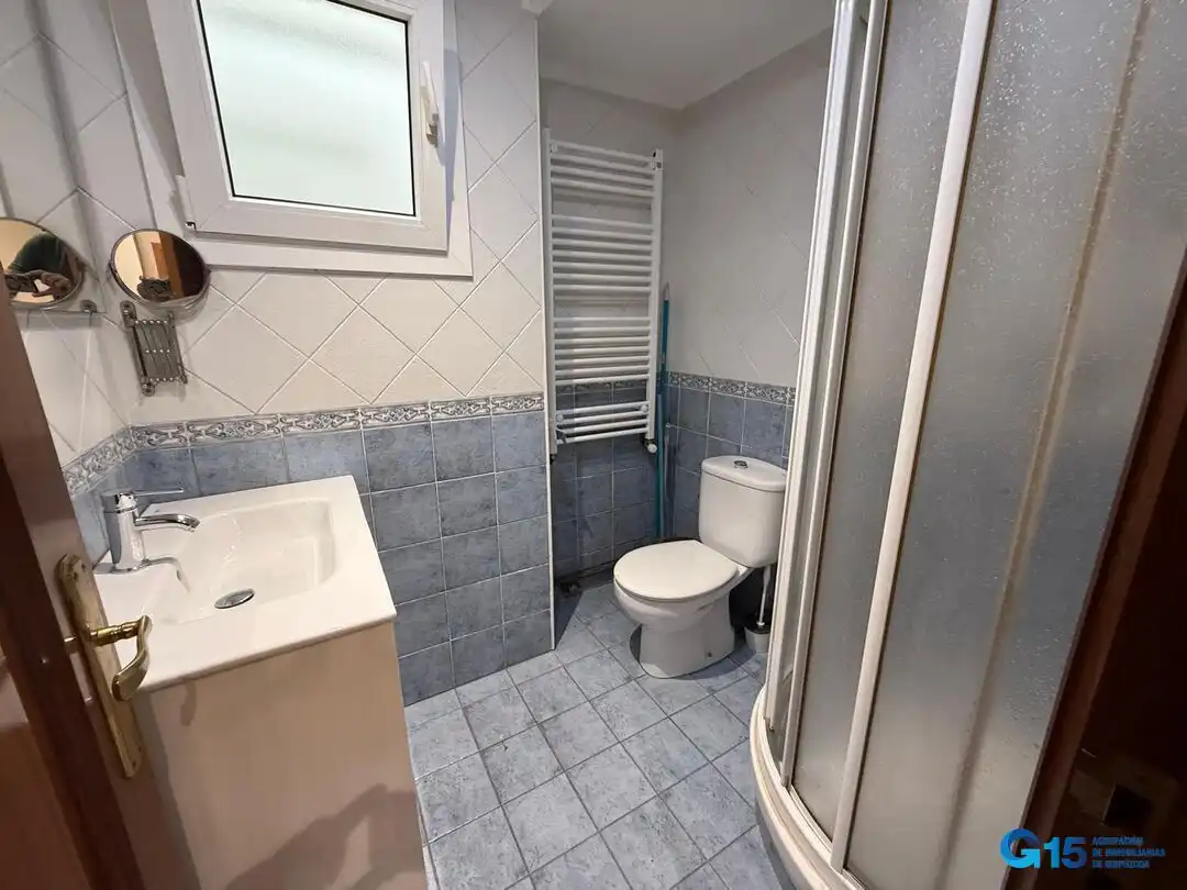 Bathroom of Flat for sale in Donostia - San Sebastián   with Heating