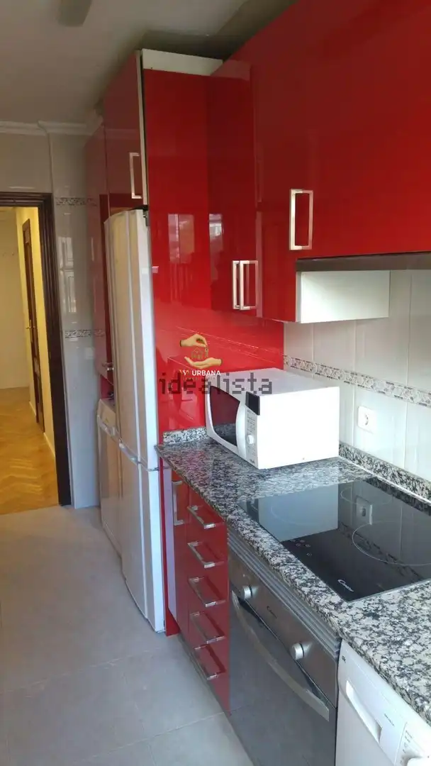 Cocina de Piso en venta en Salamanca con Calefacción, Terraza y Amueblado