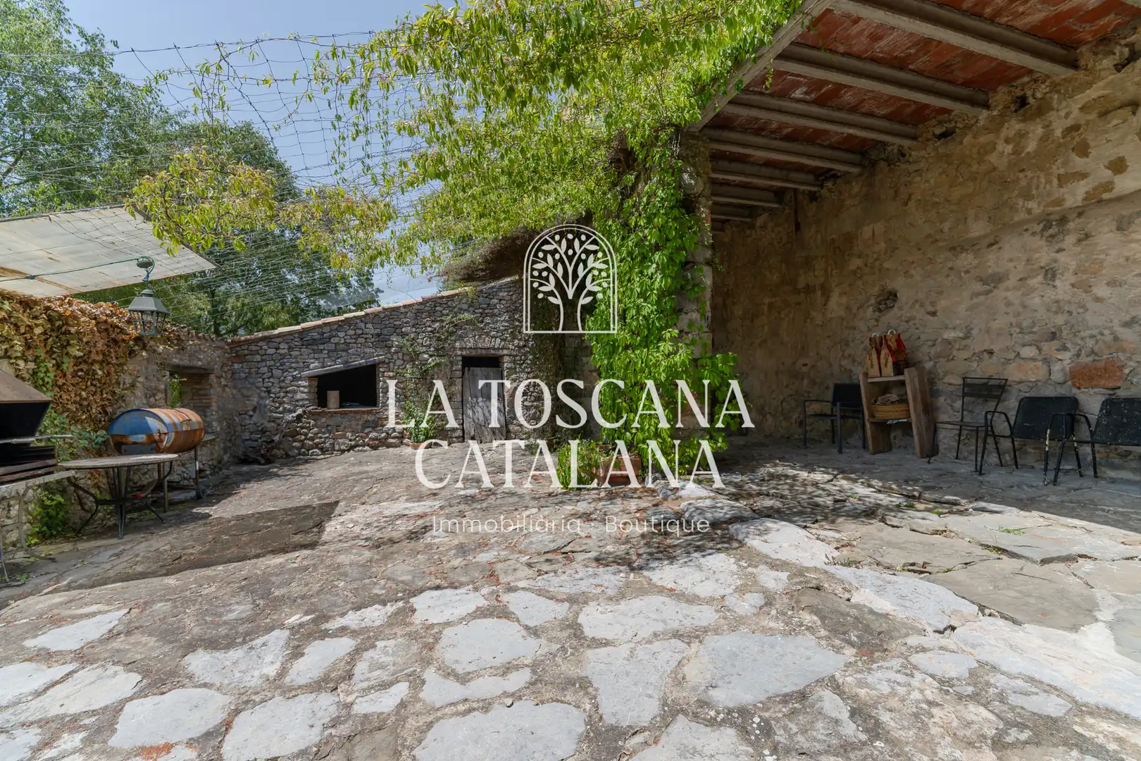 Finca rústica en venta en Sales de Llierca con Aire acondicionado, Calefacción y Jardín privado