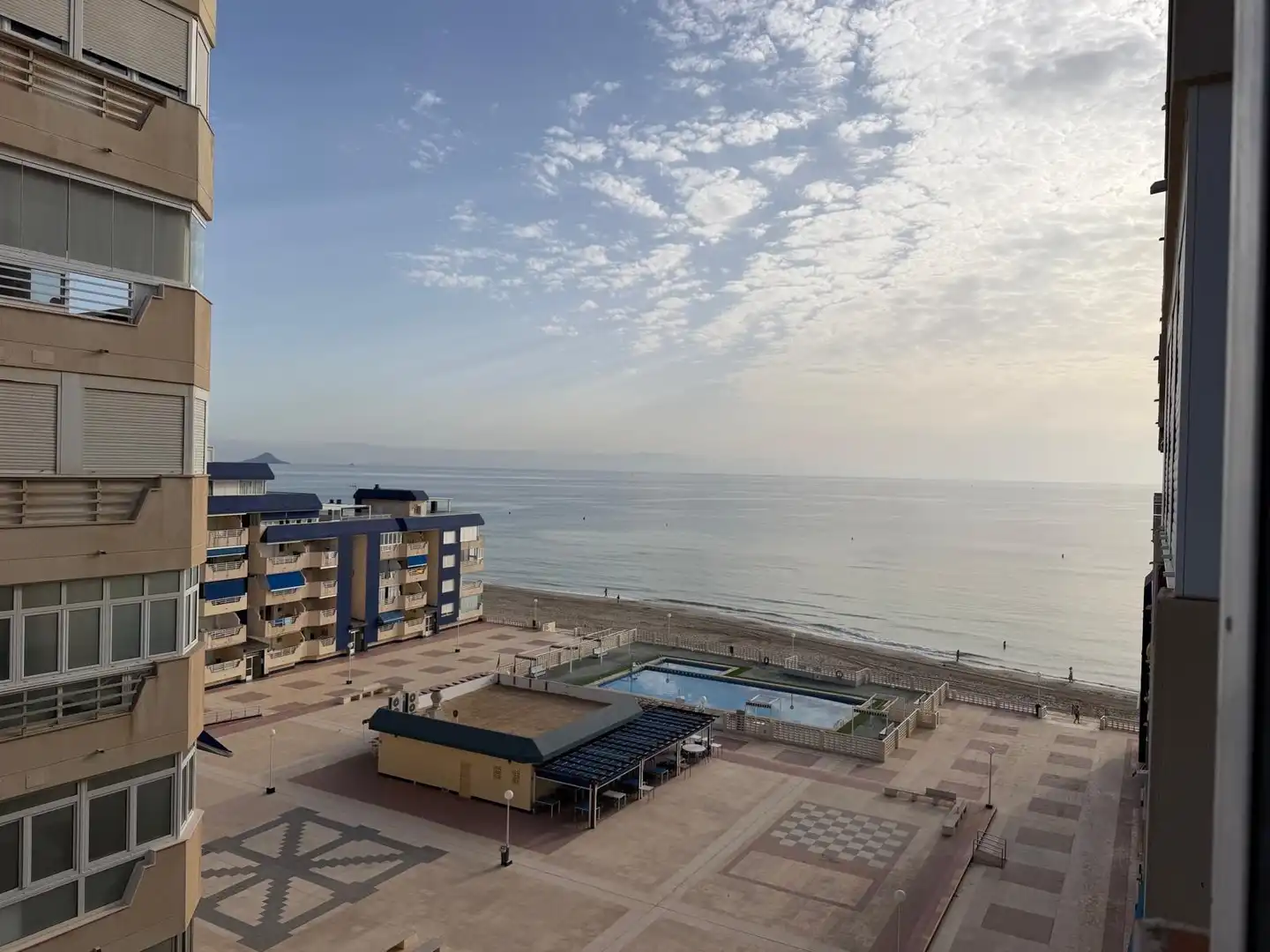 Flat for rent in Urbanizacion NUEVAS SIRENAS-MANGA, Entremares