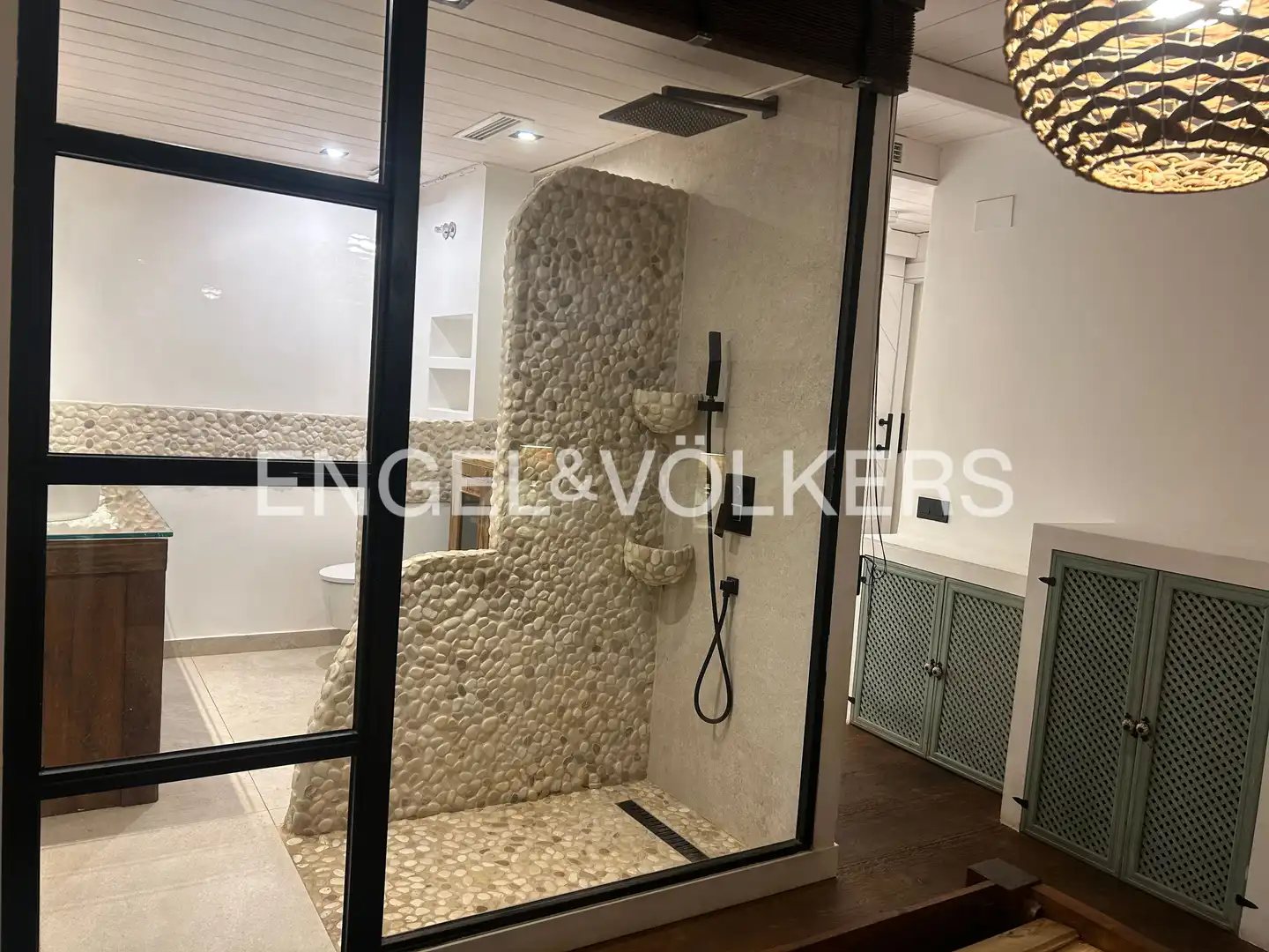 Baño de Apartamento de alquiler en Sant Cugat del Vallès con Aire acondicionado, Calefacción y Parquet
