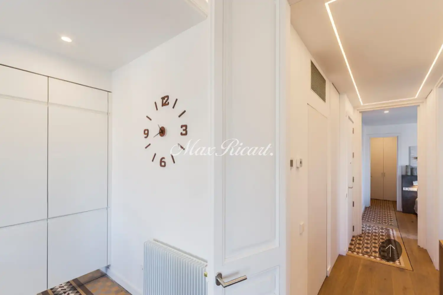 Wohnung zur Miete in Barcelona mit Klimaanlage, Heizung und Terrasse