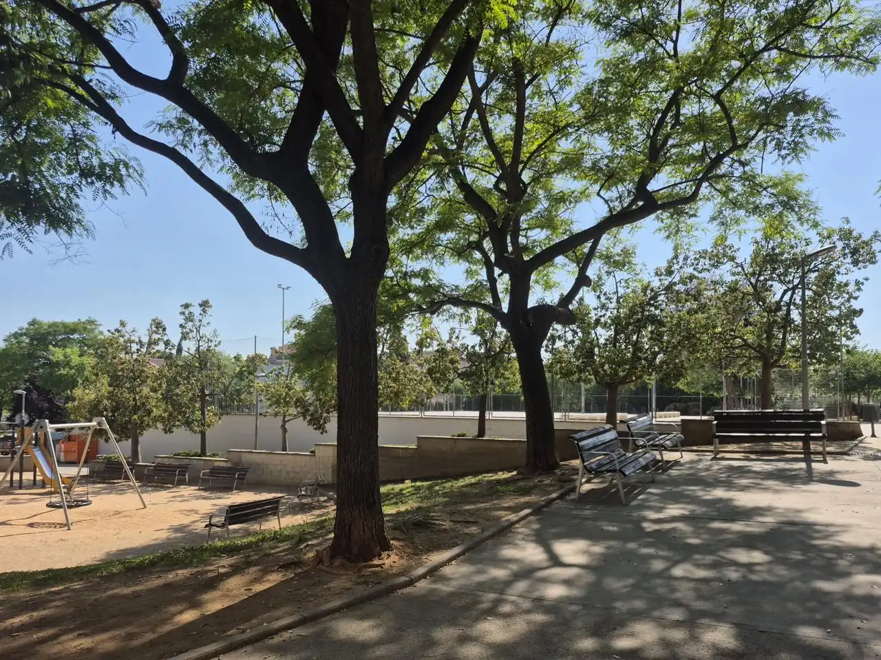 Vista exterior de Piso en venta en Terrassa con Calefacción, Terraza y Balcón