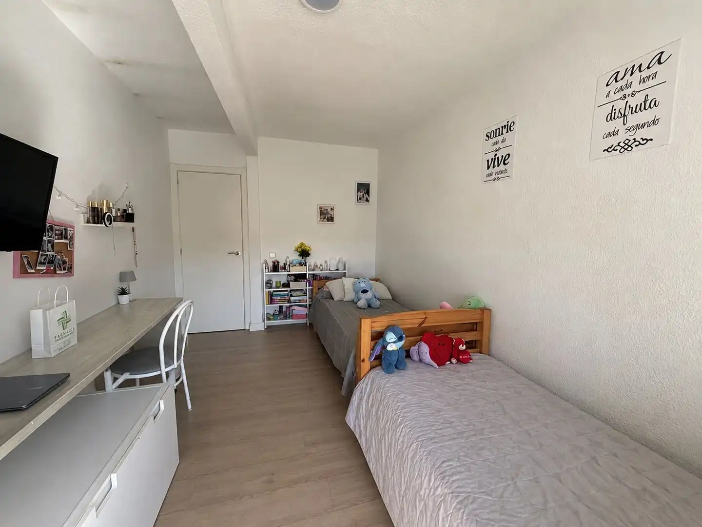 Habitación de Piso en venta en Azuqueca de Henares con Calefacción, Terraza y Amueblado