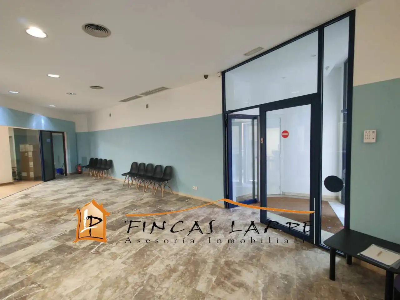 Local commercial à vendre à Martorell, imagen 3
