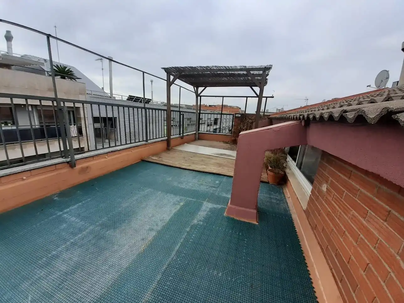 Pis amb terrassa de lloguer a Centre - Sant Oleguer, imagen 41