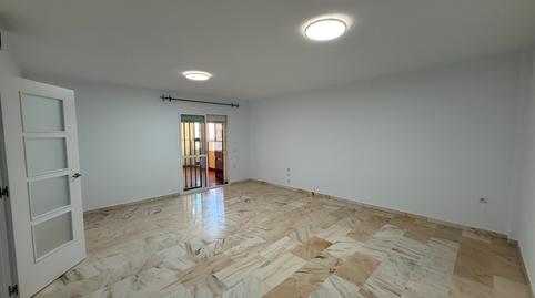 Foto 4 de Pis de lloguer a Calle Ave Marina, Zona Centro Comercial Torrequebrada, Málaga