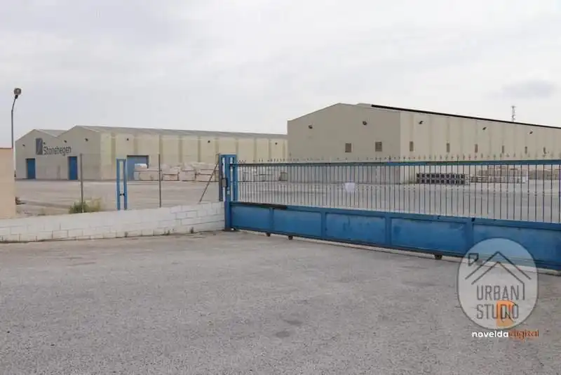 Industrial building for sale in De Batistes, imagen 2