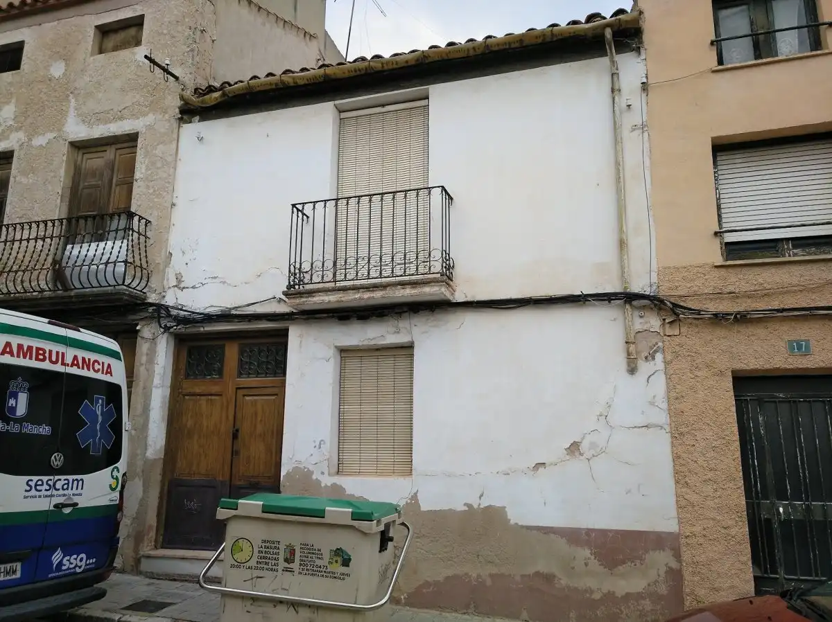 House for sale in Almansa