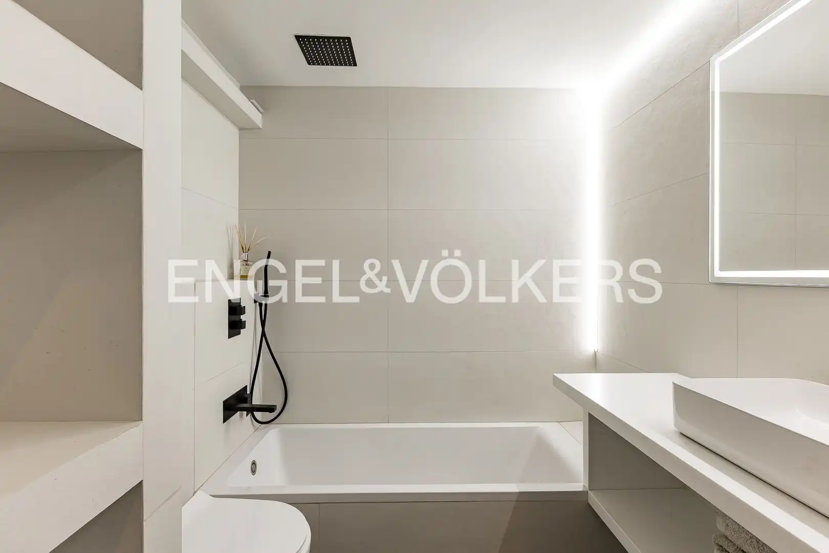 Bathroom of Flat for sale in Sant Feliu de Llobregat  with Heating, Terrace and Storage room