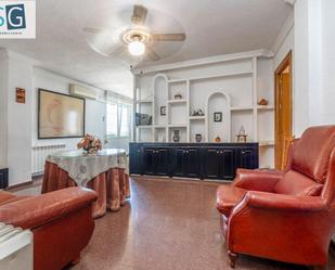 Living room of Flat for sale in  Granada Capital  with Air Conditioner and Terrace