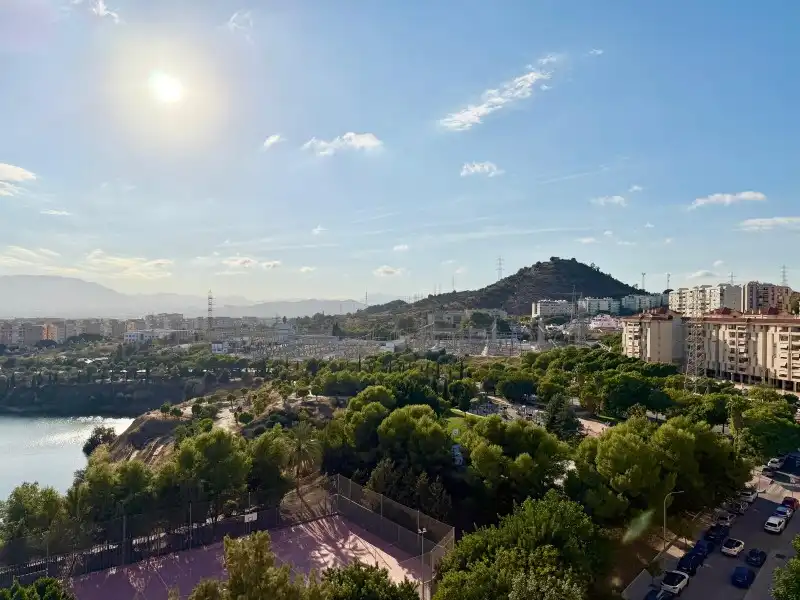 Exterior view of Flat for sale in Teatinos - Universidad