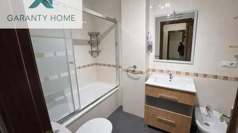 Foto 4 de Piso de alquiler en Parque Victoria Eugenia, Málaga Capital