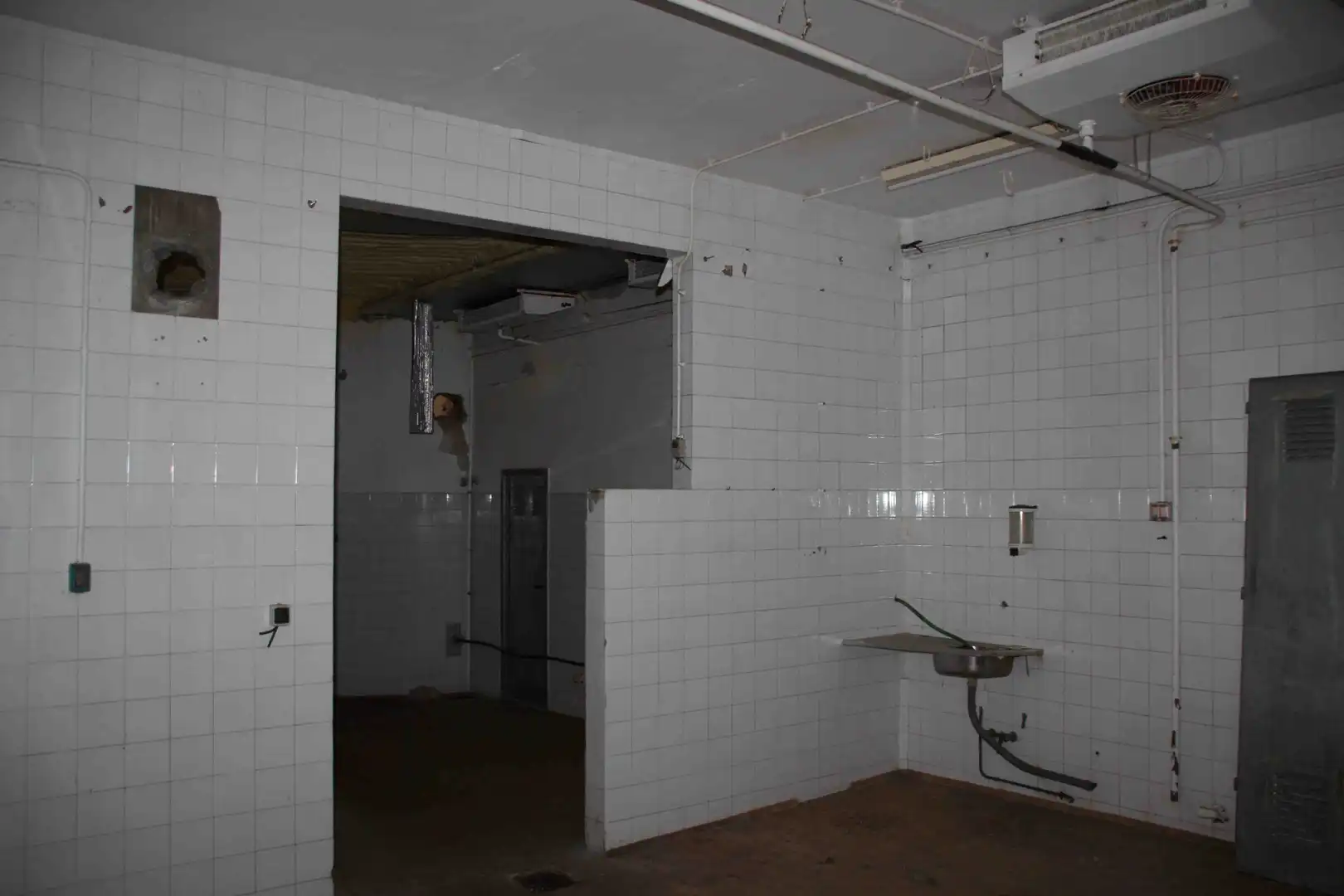 Nave industrial en venta en Brión
