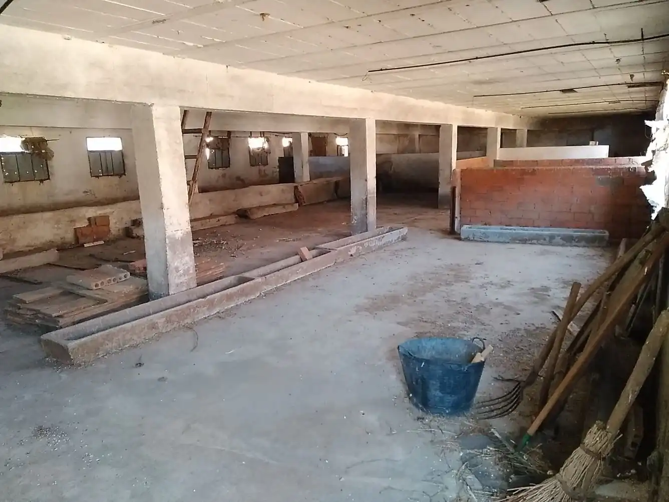 Business premises for sale in Parada de Rubiales, imagen 11