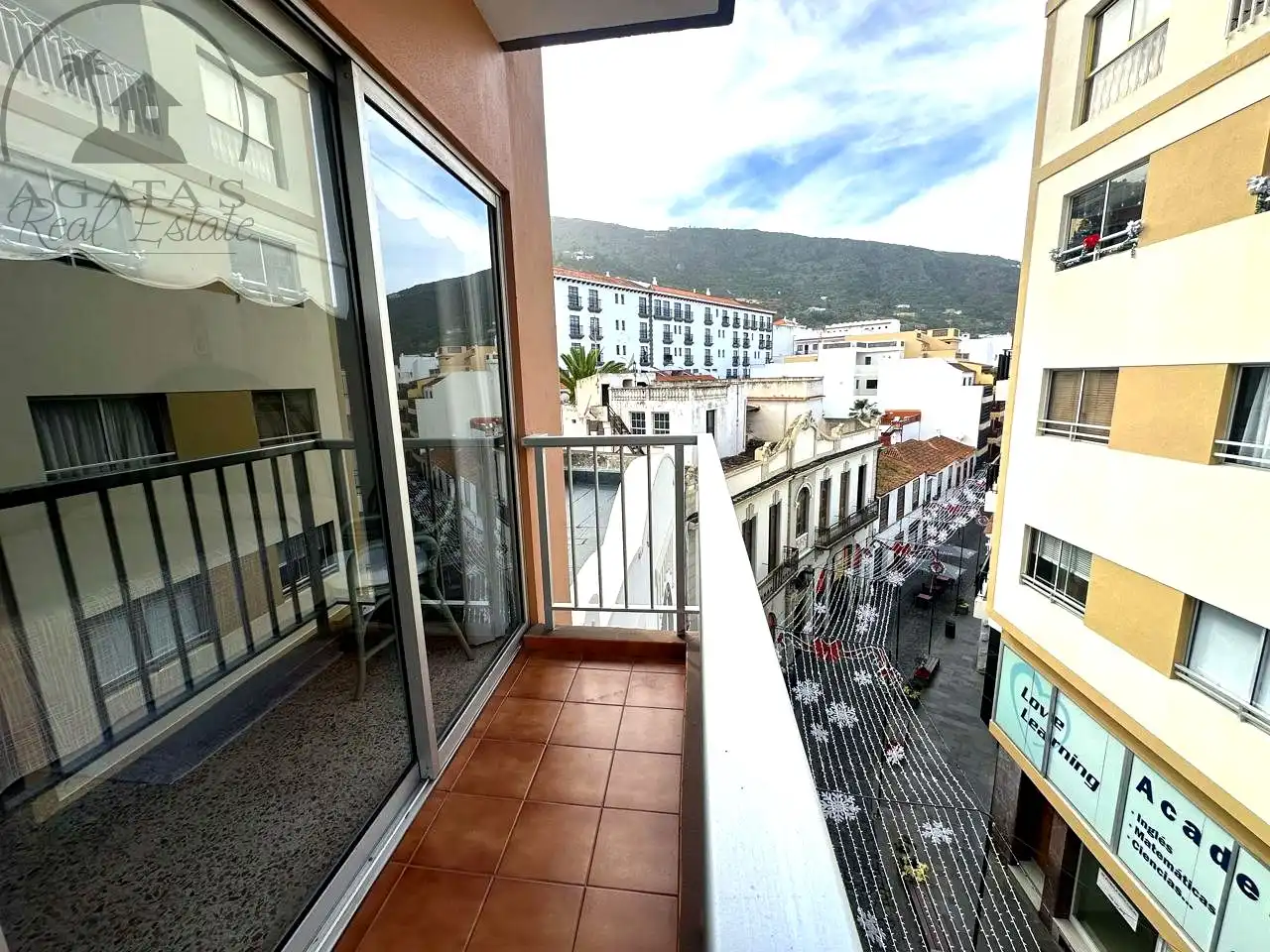 Exterior view of Flat for rent in Icod de los Vinos  with Furnished