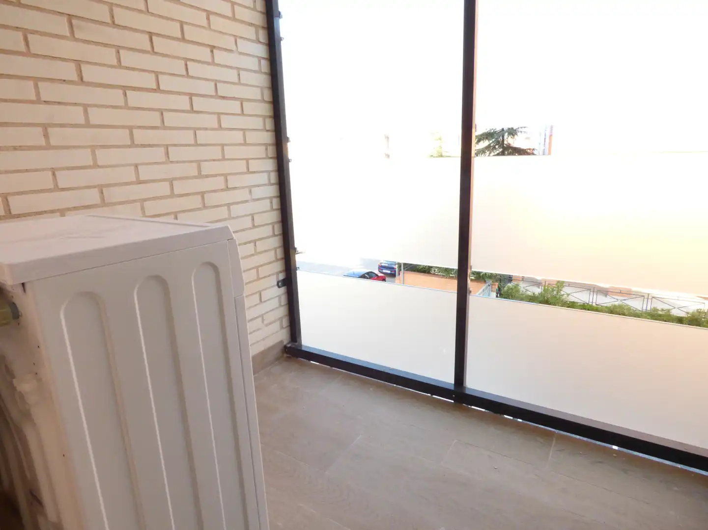Balcony of Flat for rent in Madrid  with Air Conditioner, Heating and Private garden