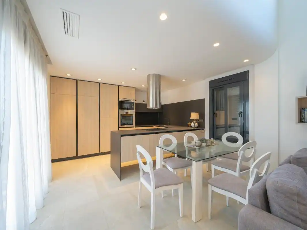 Casa amb terrassa en venda a Av. del Salvador, imagen 13