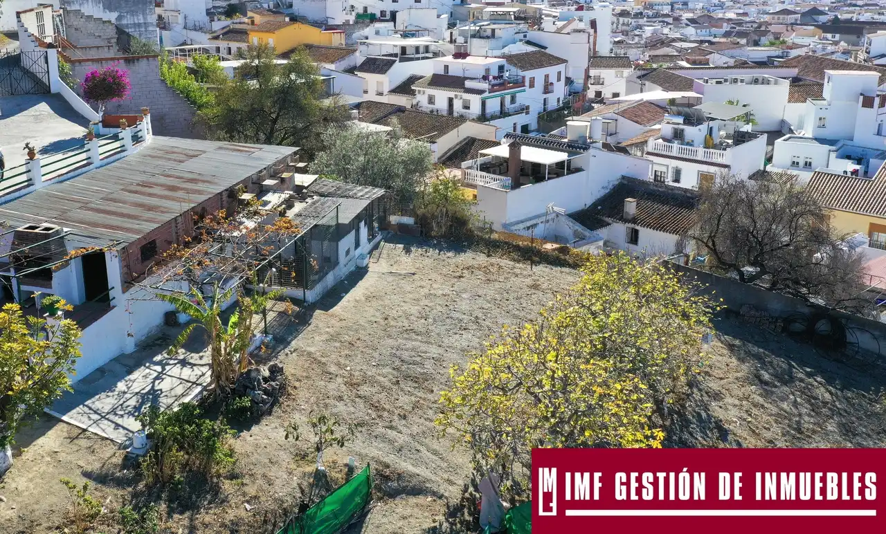 Vista exterior de Finca rústica en venta en Vélez-Málaga con Jardín privado, Terraza y Trastero