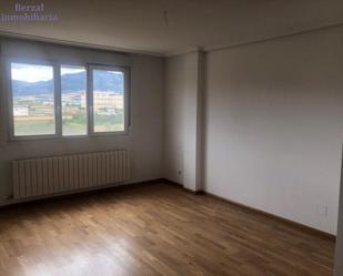 Schlafzimmer von Wohnung zum verkauf in Baños de Río Tobía mit Terrasse und Balkon