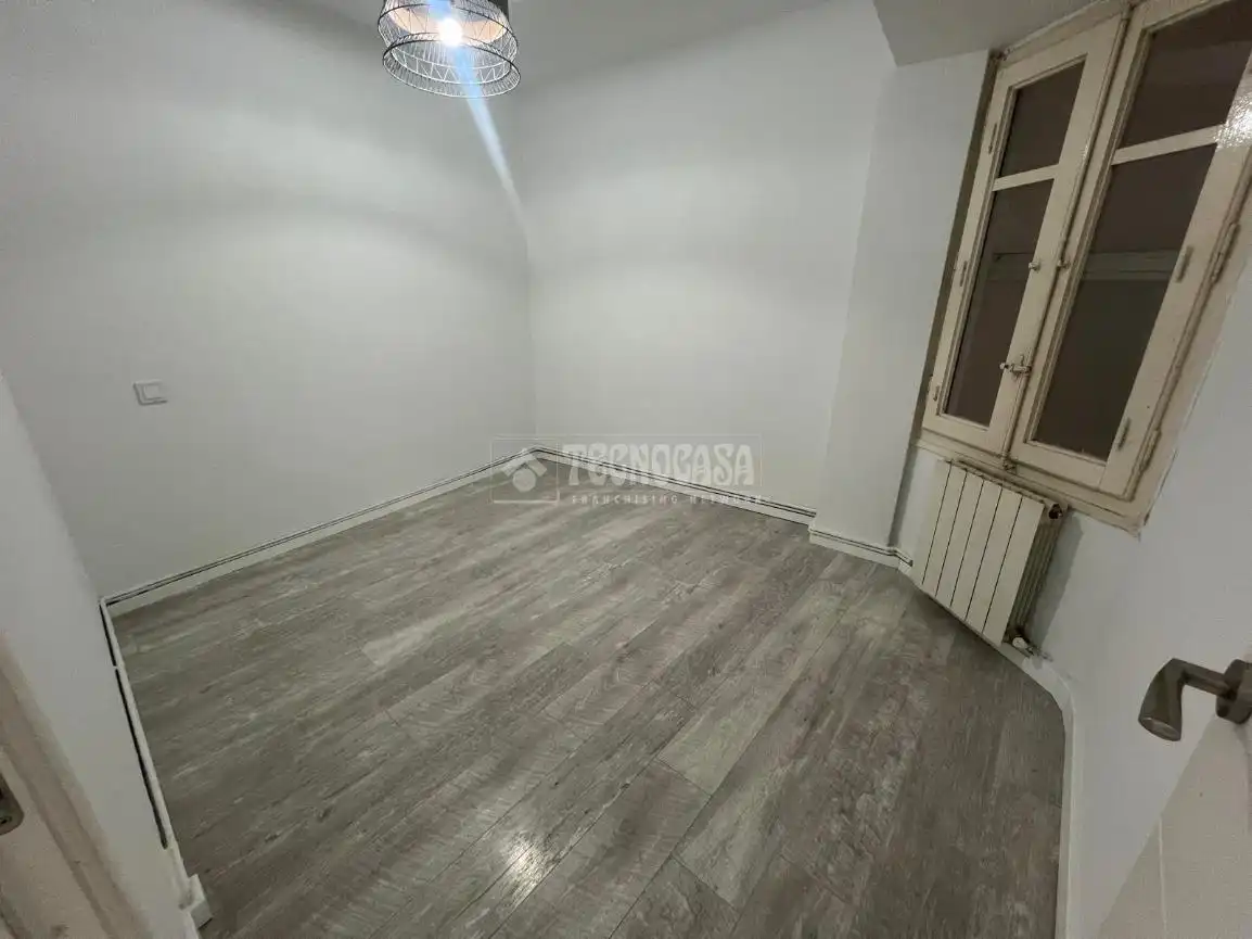 Bedroom of Flat for sale in Zaragoza  with Heating and Terrace