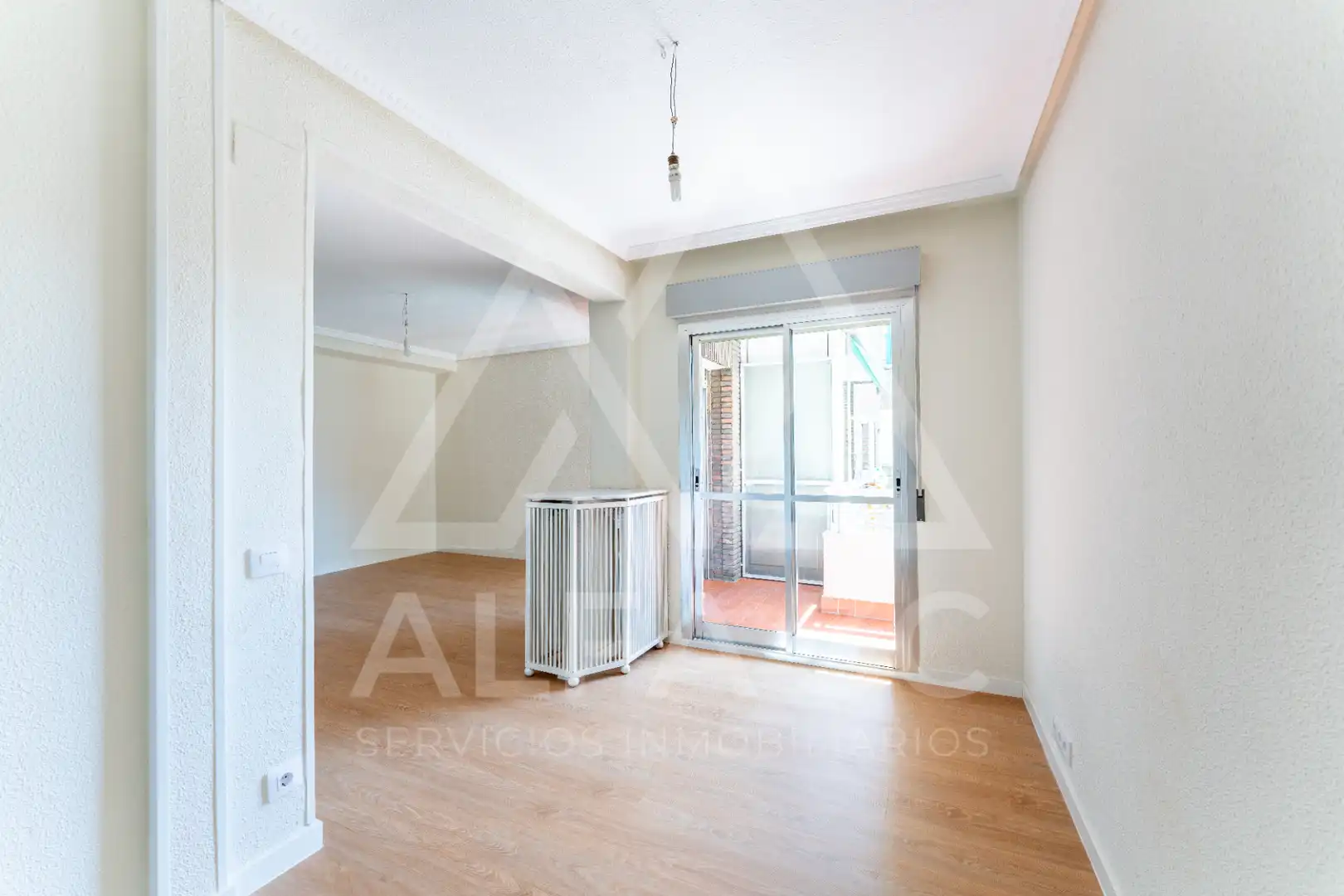 Living room of Flat for sale in Madrid  with Terrace