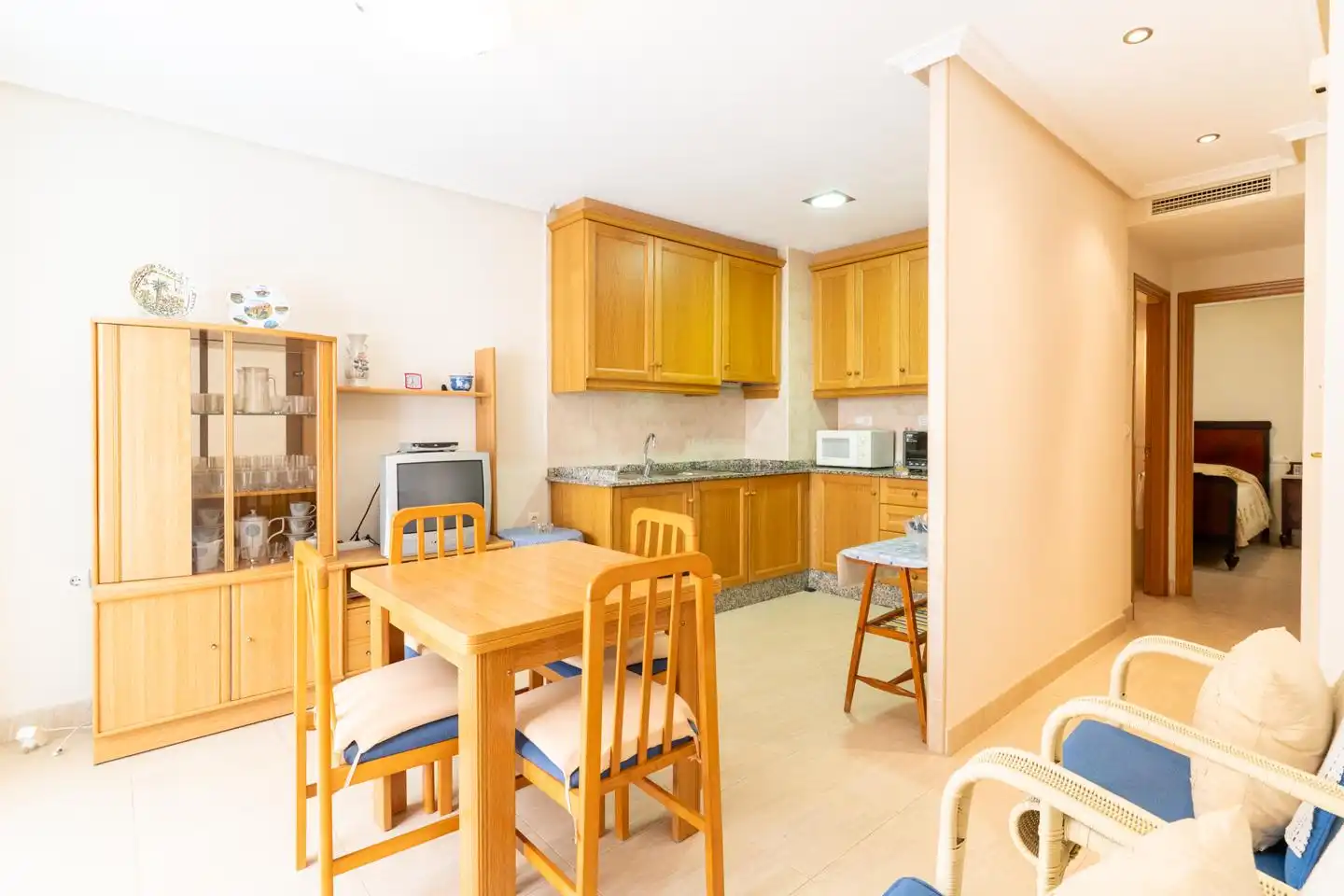 Cocina de Apartamento en venta en Santa Pola con Terraza, Trastero y Amueblado