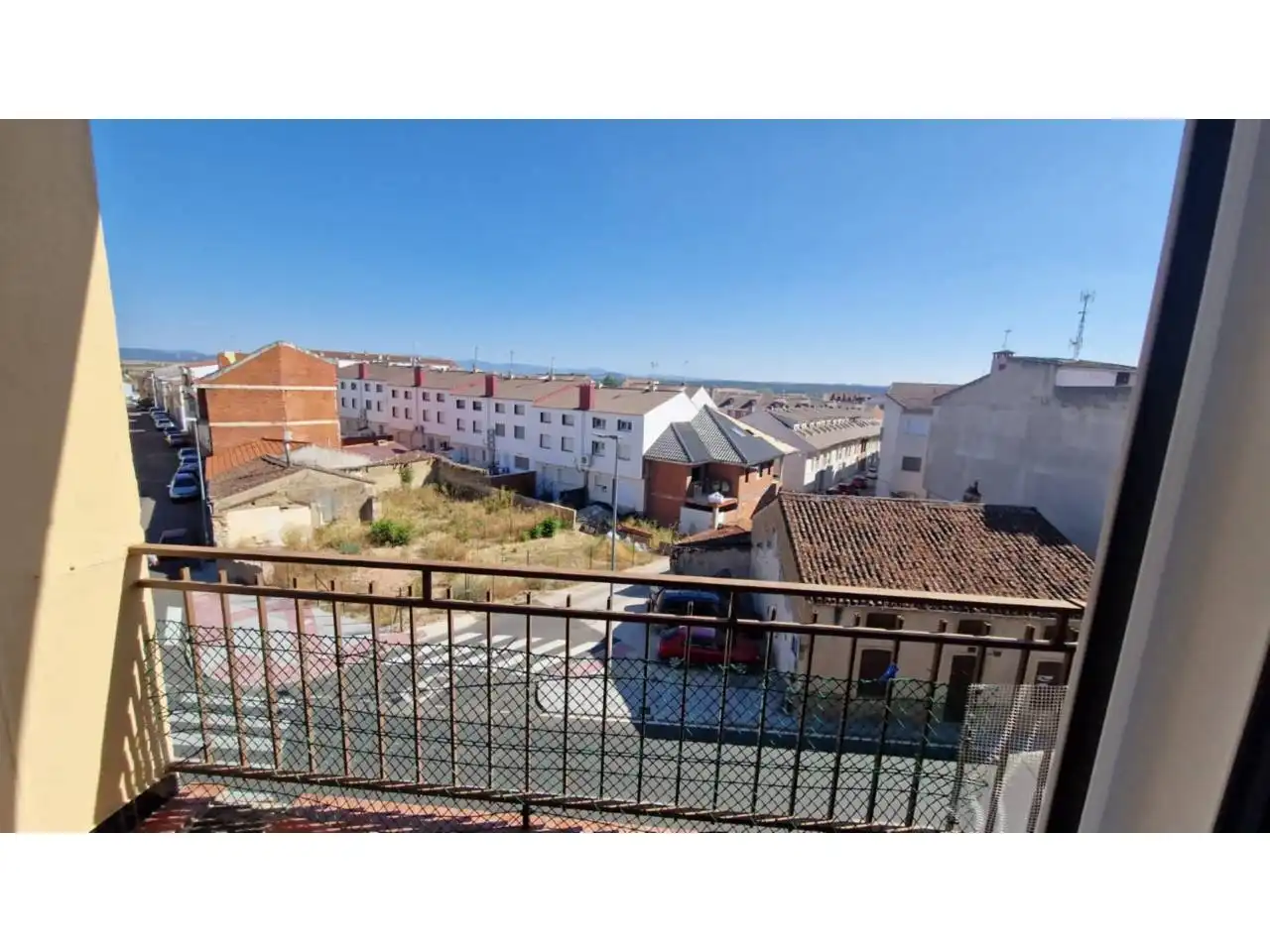 Vista exterior de Pis en venda en Ciudad Rodrigo amb Terrassa, Moblat i Balcó