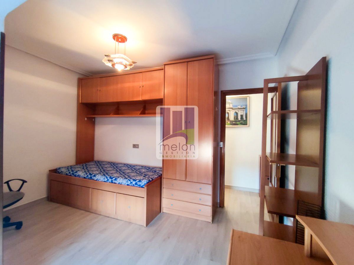 Dormitori de Pis en venda en Burgos Capital