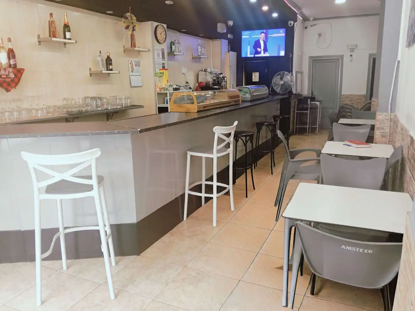 Local de alquiler en Zaragoza con Aire acondicionado y Amueblado