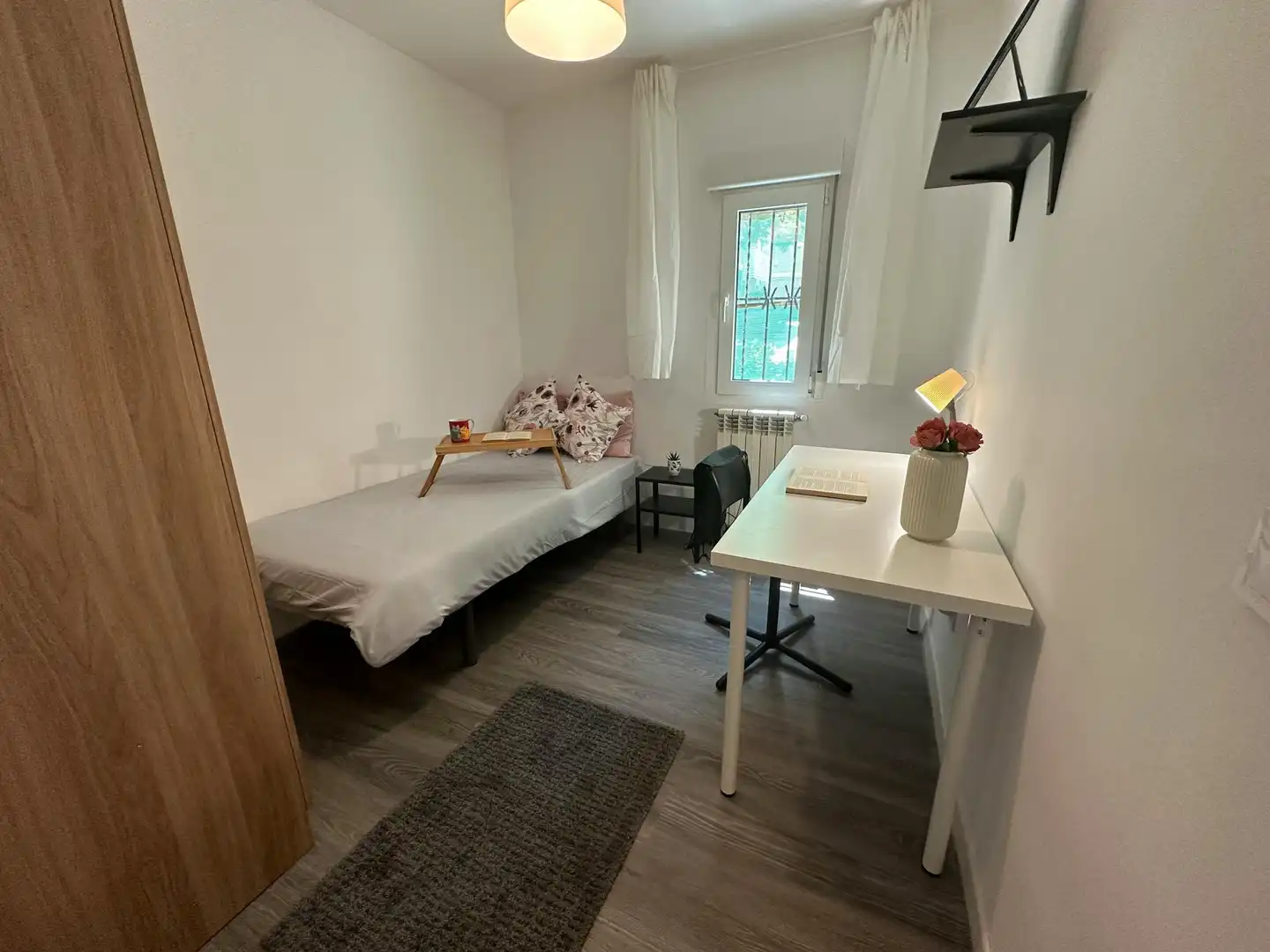 Habitación de Piso de alquiler en Madrid con Calefacción, Amueblado y Lavadora