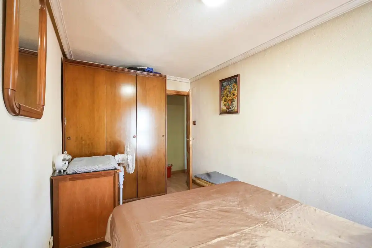 Bedroom of Flat for sale in Madrid  with Air Conditioner, Heating and Furnished