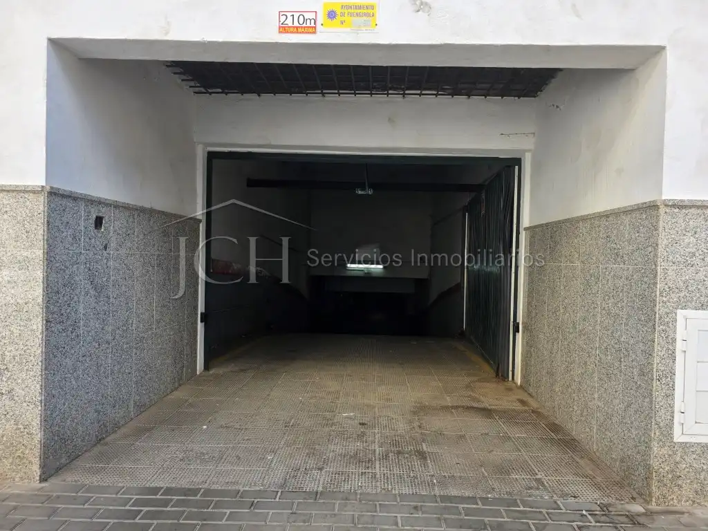 Garage for sale in Fuengirola