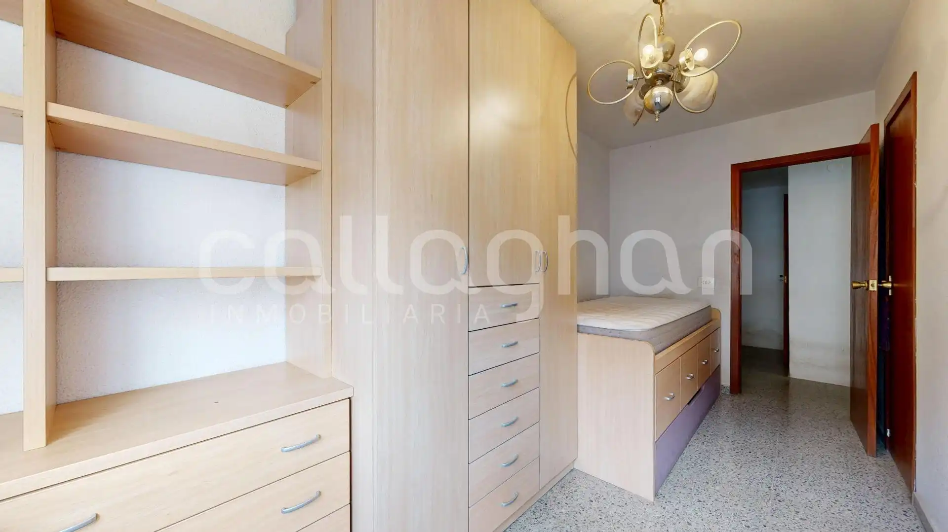 Habitación de Piso en venta en Valencia con Terraza y Balcón